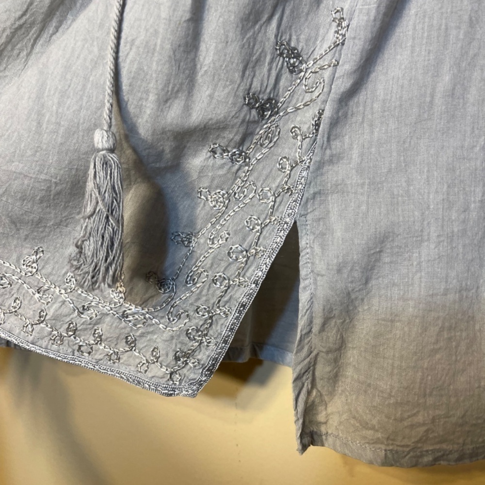 Cotton Blouse Embroidered Sleeveless - Picture 4 of 10